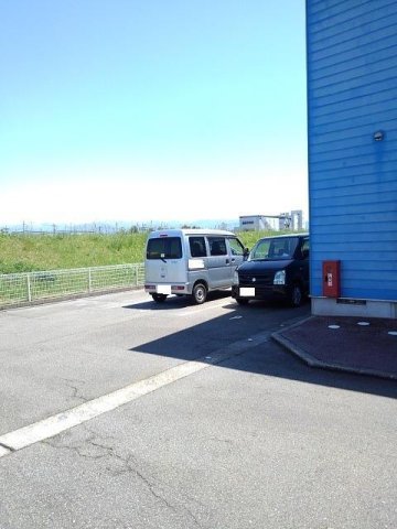駐車場　駐車場完備です