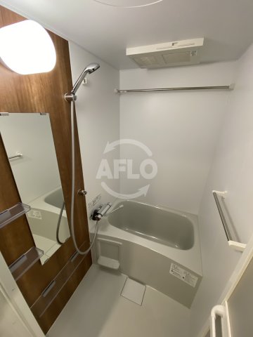 バス・シャワールーム　ジオエント福島野田　浴室