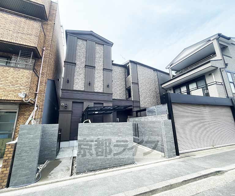 その他　・建築中