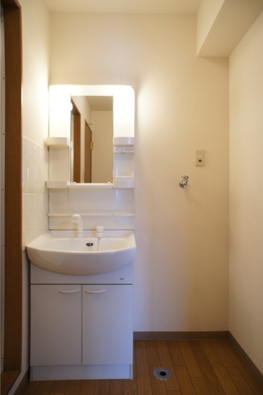 洗面設備　図面と現状に相違がある場合には現状を優先