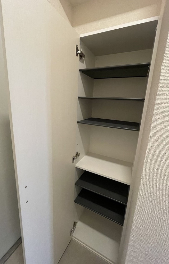 玄関　靴箱