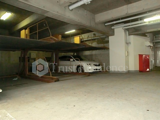 駐車場　ニューライフ日本橋