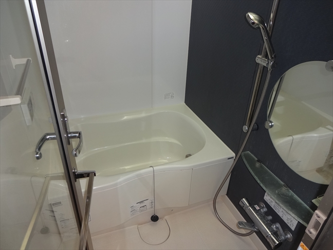 バス・シャワールーム　同マンション別部屋