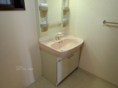 洗面設備　洗髪洗面化粧台