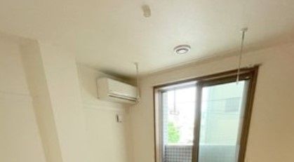 居室・リビング　☆明るい居間☆