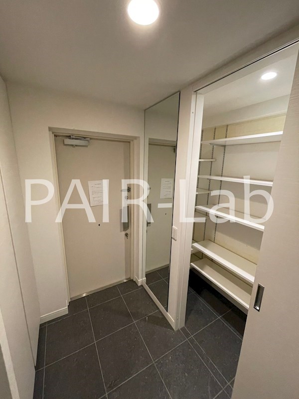 玄関　同物件別部屋の参考写真です。