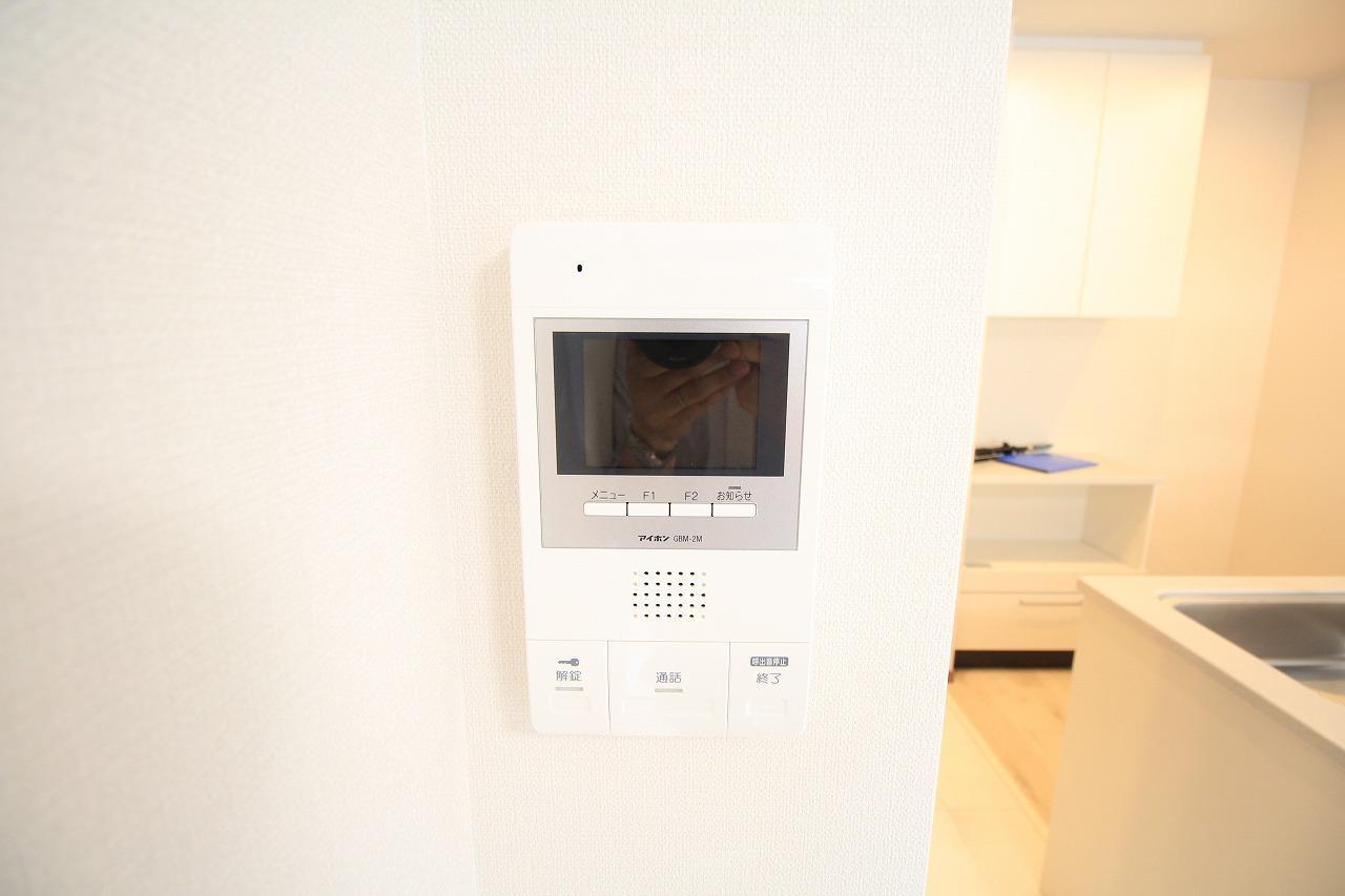 セキュリティ　同間取り・別部屋の写真です。