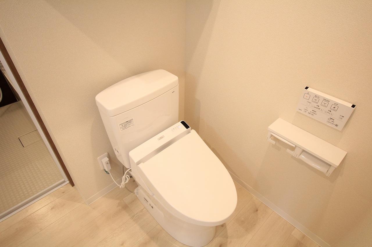 トイレ　同間取り・別部屋の写真です。