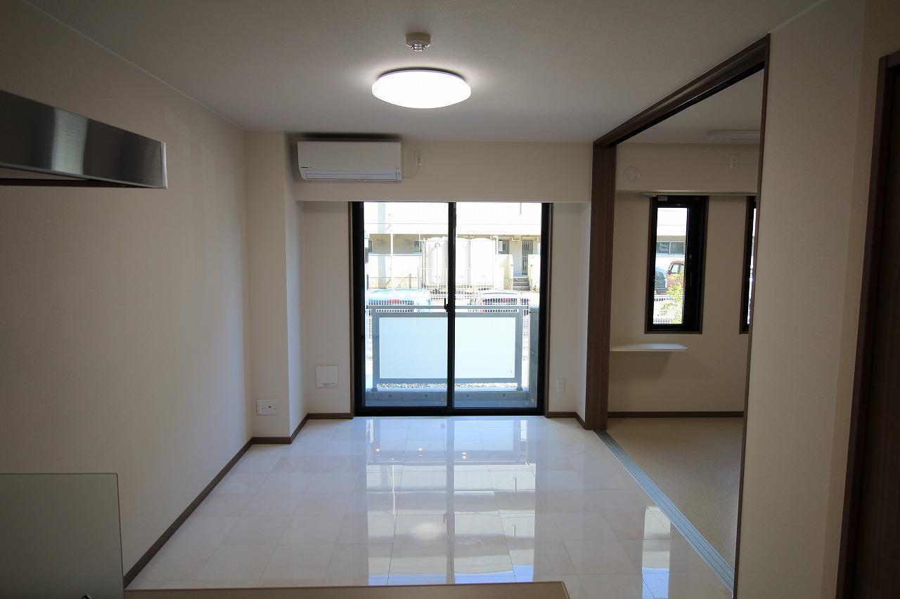 居室・リビング　同間取り・別部屋の写真です。