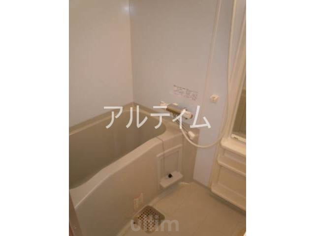 バス・シャワールーム　※別のお部屋のお写真です。御参考までに。