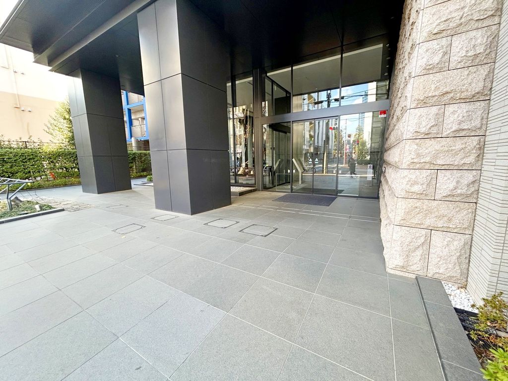 エントランス　エントランス