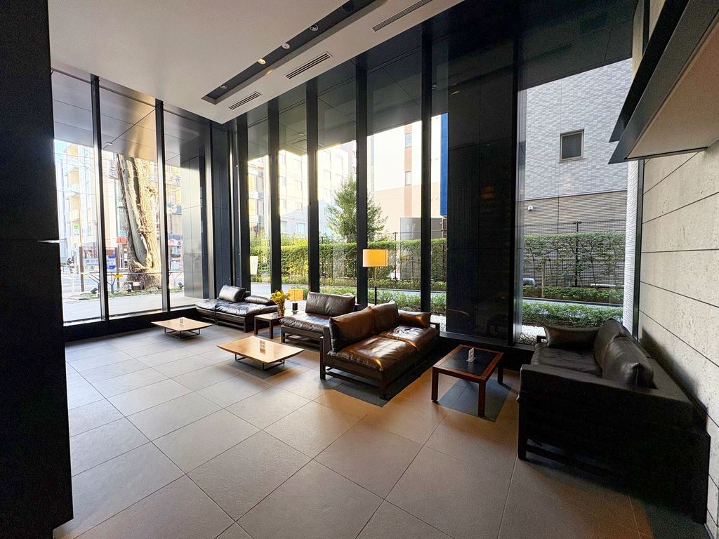 エントランス　エントランス