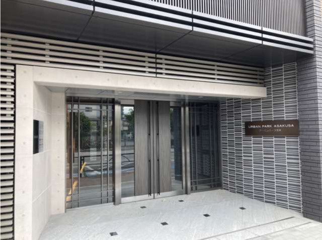 エントランス　清潔なエントランスです