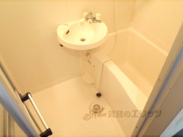 バス・シャワールーム　風呂