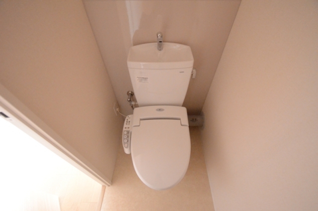 トイレ　温水洗浄便座機能付きトイレ☆