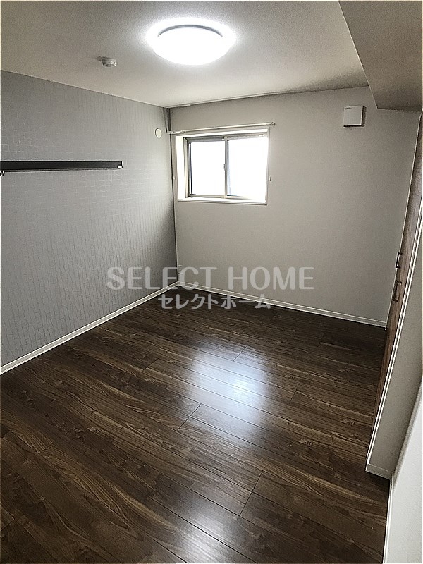 その他部屋・スペース　落ち着いて過ごせるお部屋なので、寝室にいかがでしょうか