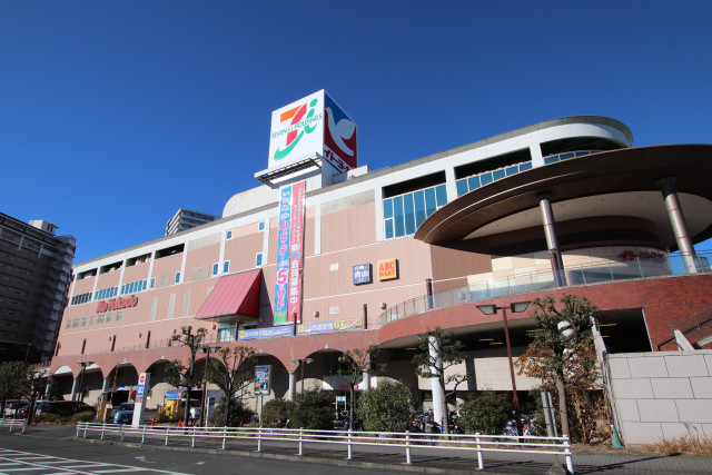 ショッピングセンター　イトーヨーカドー能見台店（ショッピングセンター）まで450m