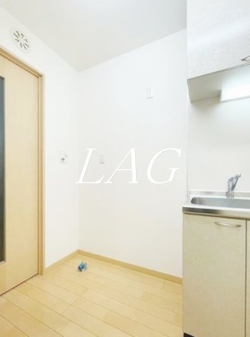 その他設備　室内洗濯置き場です。