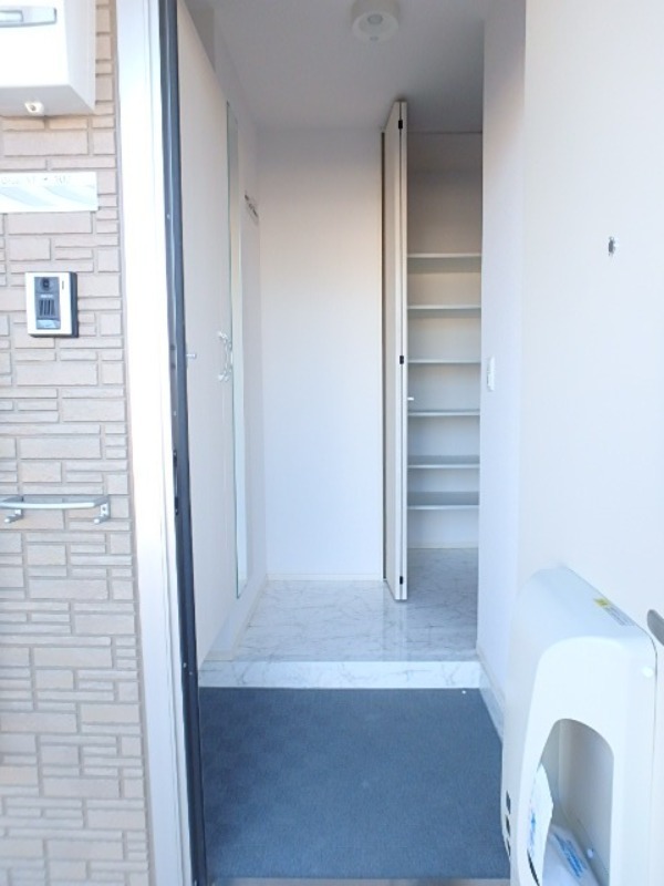 玄関　図面と現状に相違がある場合には現状を優先