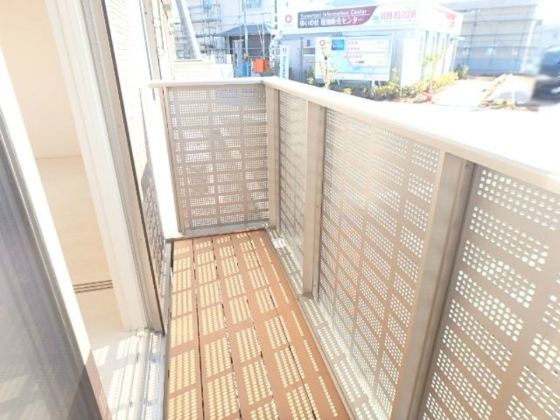 バルコニー　図面と現状に相違がある場合には現状を優先