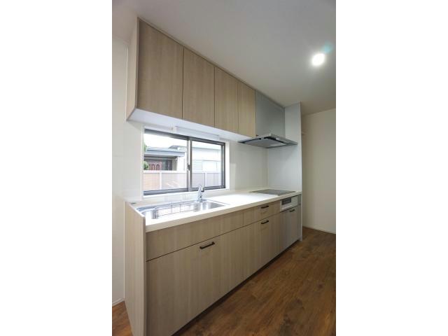 キッチン　IHクッキングヒーター