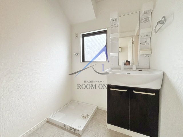 洗面設備　独立洗面台です。