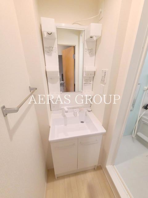 洗面設備　同仕様参考写真