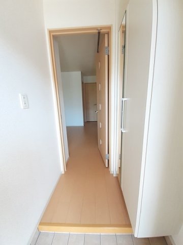 玄関　シンプルで使いやすい玄関です