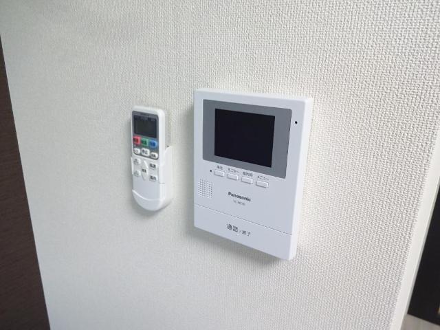 セキュリティ　カメラ付インターホン（イメージ）