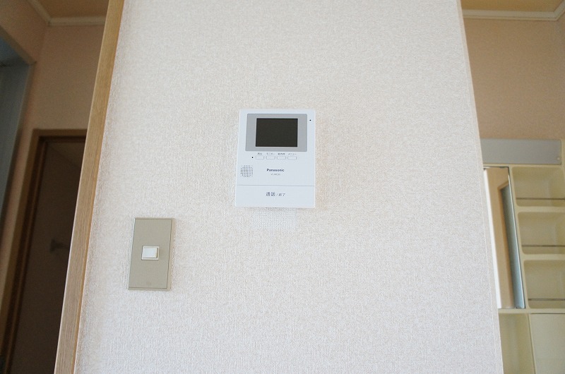 セキュリティ　モニタ付きインターホン