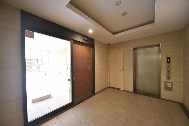 ロビー　ロビー