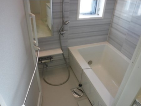 バス・シャワールーム　バス