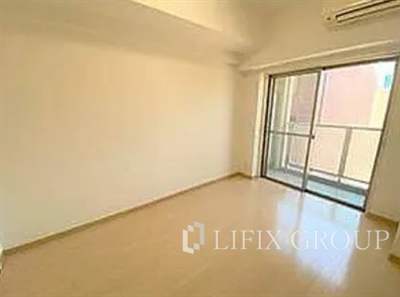 居室・リビング　窓側リビング