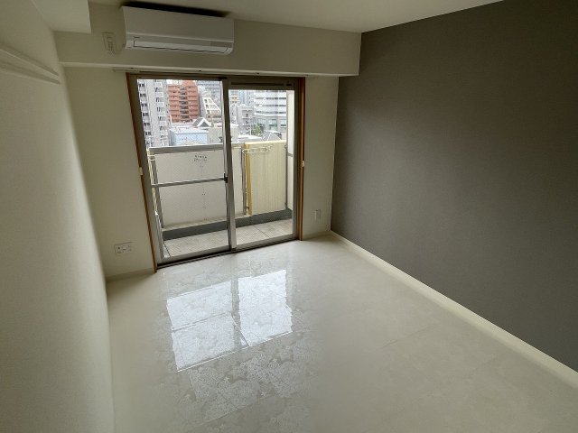 その他部屋・スペース　広くて明るい寝室