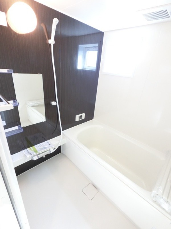 バス・シャワールーム　図面と現状に相違がある場合には現状を優先