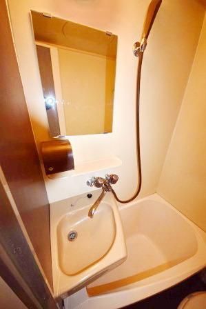 洗面設備　他号室参考写真
