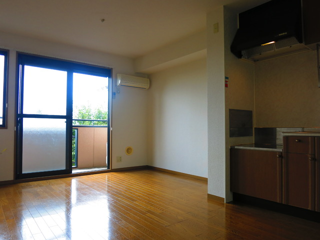 居室・リビング　居室1