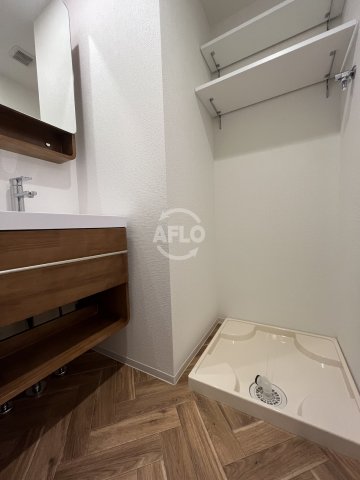 洗面設備　セレニテ堺筋本町リアン　洗面所