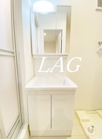 洗面設備　洗面台です。