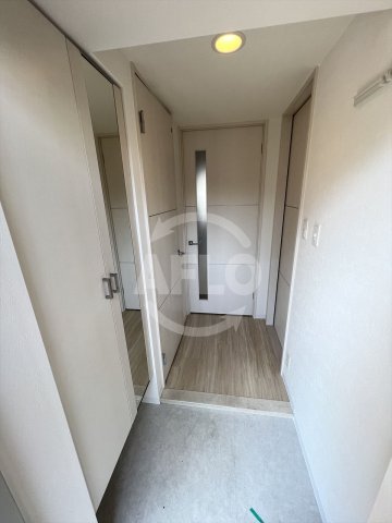 玄関　グランパシフィック今里Luxe　玄関