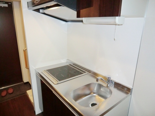 キッチン　壁付けキッチンでスペースを有効活用できます！