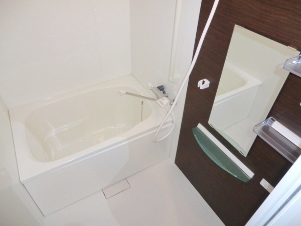 バス・シャワールーム　バストイレ別でおすすめです！
