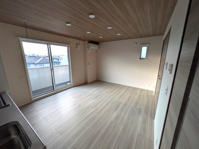 居室・リビング　１０．８帖洋室