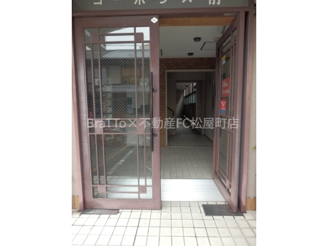 エントランス　マンション共有部分