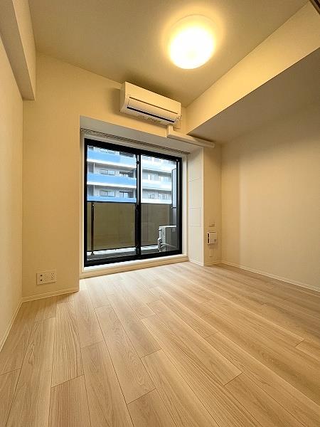 その他部屋・スペース　洋室4.3帖（バルコニー側）