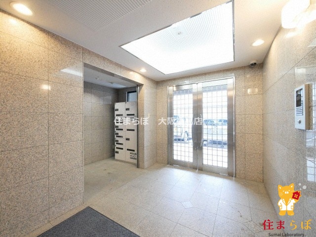 エントランス　共用部の印象も大切に