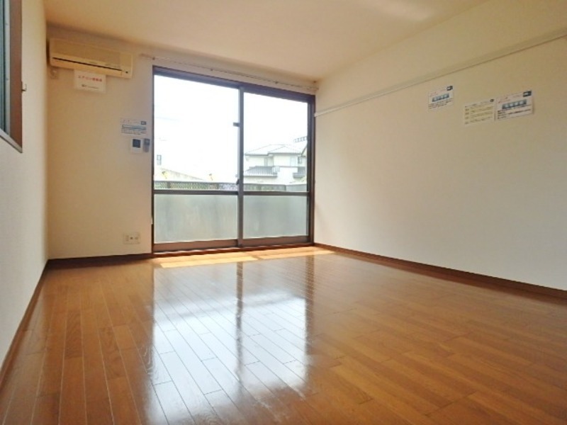 居室・リビング　図面と現状に相違がある場合には現状を優先