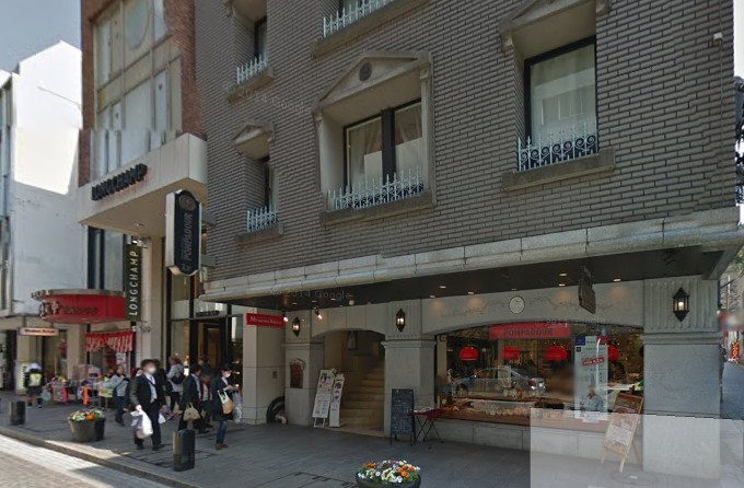 ショッピングセンター　シャンブル・ドゥ・オー（ショッピングセンター）まで299m