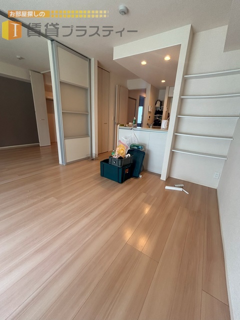 居室・リビング　広々リビングスペース。