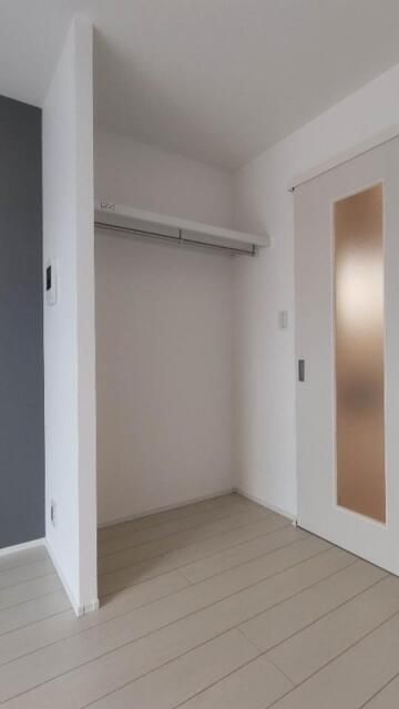 居室・リビング　居間です